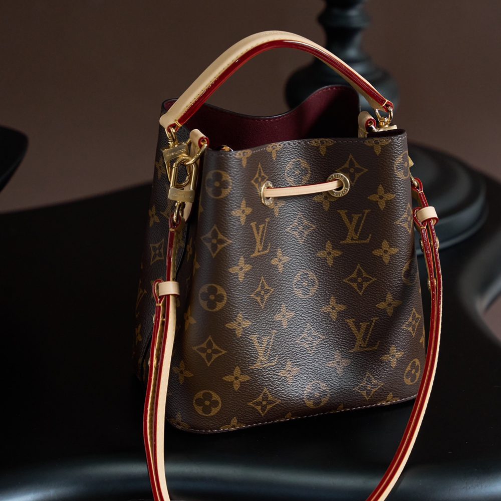 Alternative view of Néonoé BB